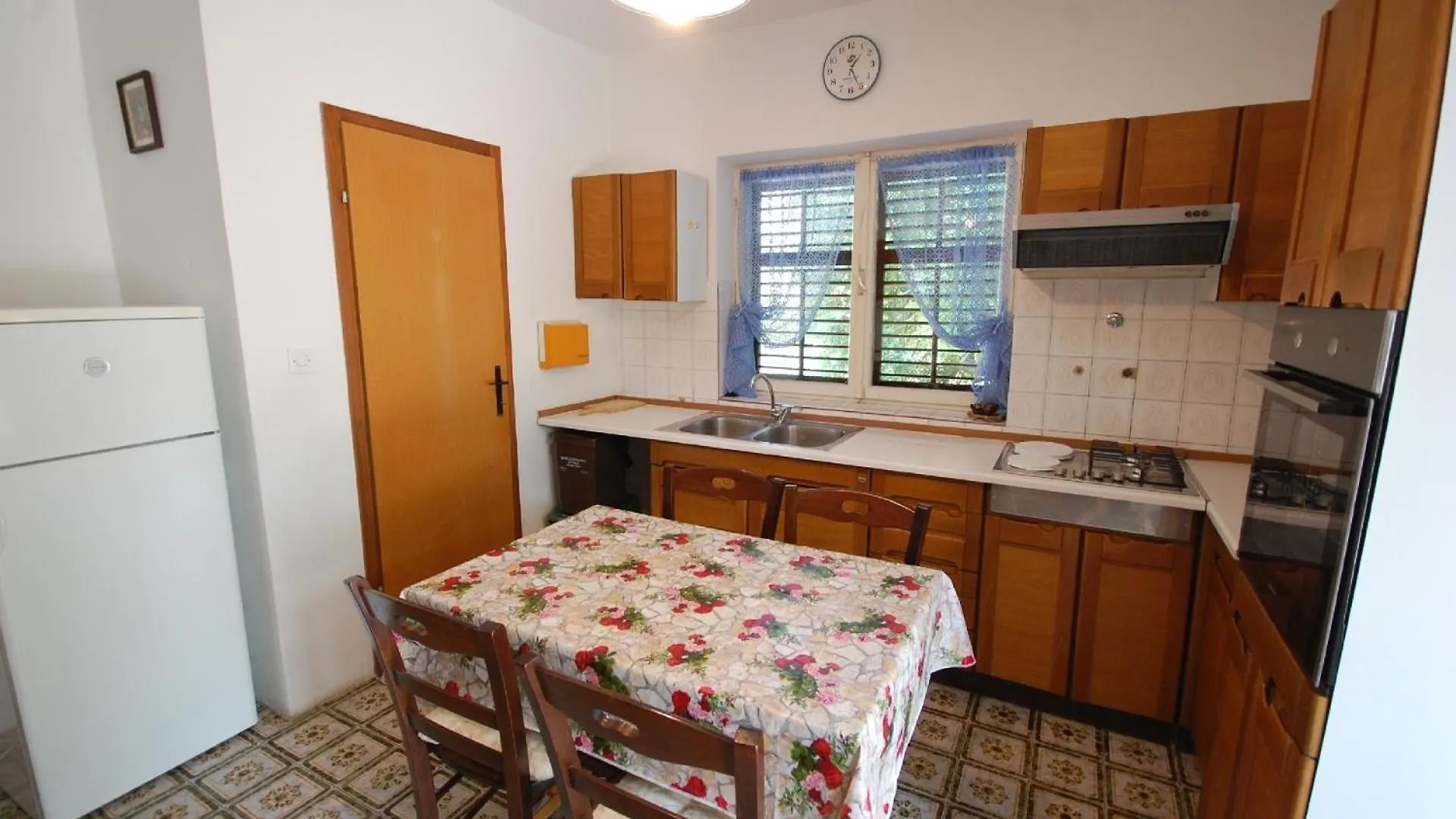 Ferienwohnung Fuer 5 Personen Ca 77 Qm In Njivice, Kvarner Bucht Krk Apartment